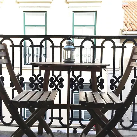 Апартаменты Sm2 Romantic By The Gardens Pr Real & Bairro Alto *