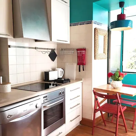 Апартаменти Sm2 Romantic By The Gardens Pr Real & Bairro Alto *